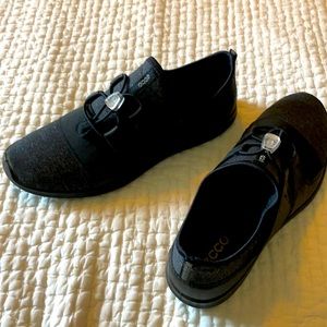 Ecco nwot shoes